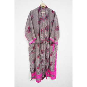 Kimono long bohème en soie japonaise traditionnelle pour femmes, vêtements de plage vintage à la mode avec patchwork pour les vacances d'été à la plage - Product Image 4