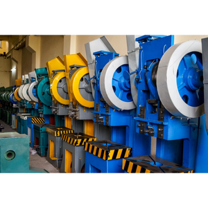 Presse à cadre en C robuste de 150 tonnes, machine de poinçonnage industrielle pour le métal, presse mécanique électrique 15 CV pour tôles - Product Image 3