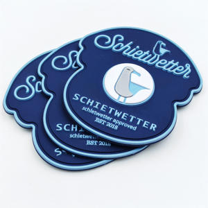Écussons en caoutchouc 3D PVC personnalisés avec logo en relief, durables, de haute qualité, étiquettes souples en relief, écussons en caoutchouc silicone avec logo OEM - Product Image 2