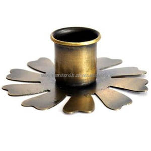 Bougeoir votif en fer avec finition en or antique pour l'éclairage de la décoration de la maison et d'autres bocaux de bougeoirs - Product Image 4