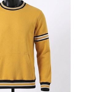 Sudadera de Cuello Redondo Color Amarillo Mostaza para Hombre con Logotipo Personalizado, Corte Regular, 100% Algodón, Estilo Casual de Invierno con Bolsillo - Product Image 5