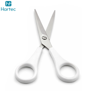 Ciseaux de barbier professionnels en acier inoxydable avec poignée en plastique et logo personnalisé de la plus haute qualité – Outil de coiffure professionnel - Product Image 2