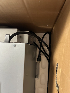 24 I--N-C-H S-T-A-I-N-L-E-S-S S-T-E-E-L B-U-I-L-T-I-N C-O-M-B-I-N-AT-I--O-N O-V-E-N W-I-T-H H-O-T A-I-R M-I-C-R-O-W-A-V-E A-N-D - Product Image 4