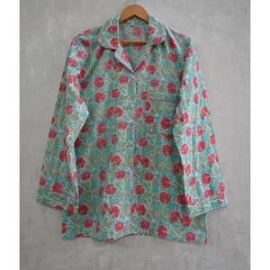 Conjunto de Pijama de Algodón para Mujer con Estampado a Mano, Elegante Ropa de Dormir con Tela Transpirable - Product Image 2