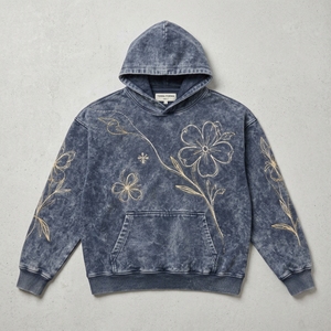 Sweat-shirt brodé pour homme, avec détails brodés élégants, pour un design confortable, idéal pour les sorties décontractées et les voyages. - Product Image 5