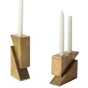 Portavelas de latón moderno, diseño geométrico, candelabro de Metal decorativo, elegante mesa para fiesta de boda, decoración del hogar, regalo - Product Image 1