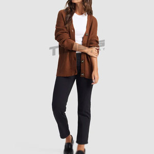 Cardigans Femininos Elegantes para Uso Diário, Tricô Premium Macio Projetado para Camadas Sazonais - Product Image 2