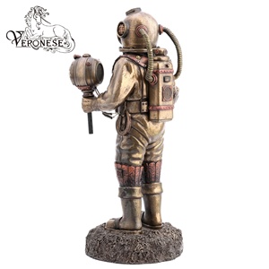 VERONESE DESIGN-STEAMPUNK SQUELETTE en CLOCHE DE PLONGÉE avec LUMIÈRE PEINT À LA MAIN LUXE DÉCORATION DE LA MAISON ARTISANAT EN RÉSINE - Product Image 4