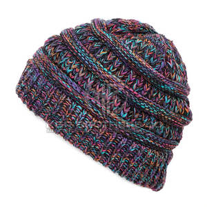 Gorro de punto jacquard cálido de invierno con logo personalizado, diseño de calavera y puño, de última tendencia y estilo, varios modelos de gorros de punto jacquard - Product Image 5