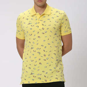 Polo para Hombre con Estampado de Plumas y Hojas en Amarillo Limón, Colección 2026, Casual, Manga Corta, Corte Entallado, Premium, Verano, Piqué - Product Image 1