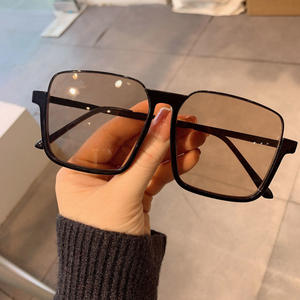 Gafas de Sol Cuadradas Extra Grandes de Estilo Retro para Mujer, Gafas de Sol de Metal con Media Montura, a la Moda - Product Image 2