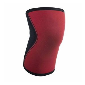 สนับเข่าเพาเวอร์ลิฟติ้ง สีเบอร์กันดี แผ่นข้างสีดำ ทำจากนีโอพรีน 7 มม. สำหรับสควอท ช่วยรัดกระชับข้อต่อ เสริมความมั่นคง ใช้สำหรับยกน้ำหนักในยิม - Product Image 5