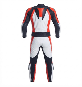 Combinaison de moto en cuir sur mesure de qualité supérieure MotoCP Racing 1 pièce, équipement de conduite avec bosse niveau 2 CE, fabriquée sur mesure - Product Image 2