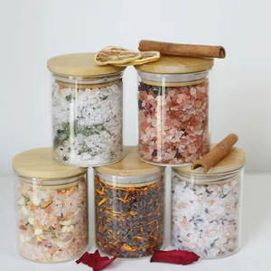 Exfoliante de Baño de Sal Rosa del Himalaya para Piel Suave, Nuevo Exfoliante de Baño de Sal Rosa del Himalaya Hecho en Pakistán - Product Image 1