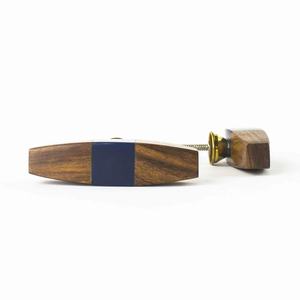 Poignée de meuble en résine et bois écologique moderne pour portes, tiroirs, armoires, poignées de meubles de luxe faites à la main en découpure sur bois par UO INDIA - Product Image 3