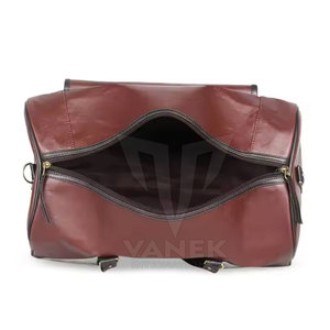 Bolsa de Gimnasio de Cuero Ecológica y Elegante, Ligera, Duradera, Impermeable, con Diseño Espacioso para Entrenamiento Físico, Viajes y Uso Diario - Product Image 4