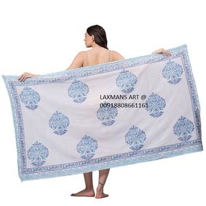 Pareo de diseñador de pareos para mujer con diseños mixtos de algodón estampados de colores sólidos para ropa de playa al por mayor de India - Product Image 1