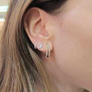 Pendientes de Aro Abiertos en Forma de C con Diamantes de Laboratorio de Corte Redondo en Oro Sólido de 10K, 14K y 18K, con Cierre a Presión, Minimalistas, Modernos y de Lujo - Product Image 2