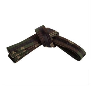 Cinturón de Karate BJJ con Camuflaje y Franja Azul, Poliéster Resistente, Unisex, para Adultos, Ropa de Artes Marciales, Ajuste Regular, Ropa Deportiva de MMA - Product Image 3