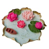 Bougie parfumée artisanale en cire de paraffine avec motif floral, cadeau élégant pour Diwali et décoration festive de la maison