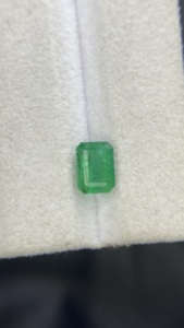Émeraude naturelle zambienne certifiée 7x5 mm, taille octogonale, avec un bel éclat, pierre précieuse en vrac pour la création de bijoux, 1,02 carat - Product Image 6
