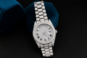 Montre Classique Citizen Entièrement Sertie de Diamants Moissanite VVS, Cadran Pavé Chiffres Romains, Date, Acier Inoxydable, Luxe Hip Hop pour Femme, Argent - Product Image 2