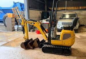 Miniexcavadora CAT Modelo 300.9D Usada, 2 Toneladas, 25 HP, Maquinaria para Construcción y Edificación, Precio Bajo - Product Image 5