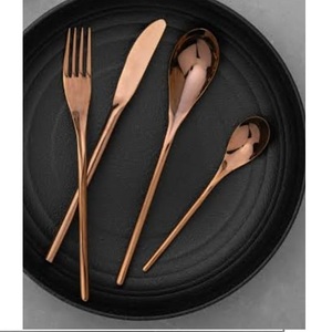Ensemble de couverts en acier inoxydable au look traditionnel, fourchette et cuillère, manche de luxe, artisanat fait main, métal poli brillant - Product Image 2