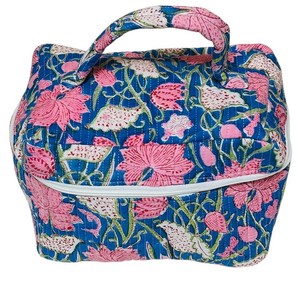 Floral Embroidered Cosmetic Bag Medium Size Zipper Closure Soft Handle Vintage Style Textile <b>Makeup</b> Pouch - Product Image 6