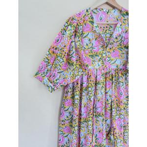 Vestido midi de algodón con estampado floral rosa para mujer, con cuello de lazo y manga corta abullonada, vestido informal de verano. - Product Image 5
