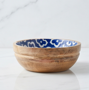 Tazón de madera con interior esmaltado floral azul y cuchara a juego, juego de servir ensaladas de madera de acacia para uso doméstico - Product Image 3