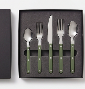 Ensemble de couverts minimalistes en acier inoxydable avec manche vert, 5 pièces, passe au lave-vaisselle, couverts de camping, cuillère, couteau, fourchette - Product Image 6