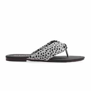 รองเท้าแตะสีเทาส้น CL1900ลำลอง - Product Image 4