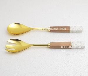 ที่ตักสลัดสแตนเลสคุณภาพสูง ด้ามจับไม้ผสมเทอร์ราซโซ่ รุ่นใหม่ล่าสุด - Product Image 1