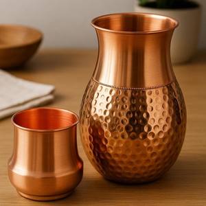 Jarra de Agua de Cobre Puro de Alta Calidad con Asa de Latón, Forma y Tamaño Personalizables, Incluye Tapa, Precio al por Mayor - Product Image 1