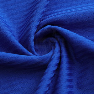 Tenue de football dynamique en polyester respirant à texture lisse pour entraînement d'équipe 2026 – Couleurs et tailles personnalisables - Product Image 4