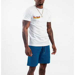 เสื้อยืดคอกลมสีขาวพิมพ์ลายเปลวไฟสำหรับผู้ชาย พร้อมกางเกงขาสั้นสีน้ำเงิน ชุดลำลองฤดูร้อน ผ้าเรียบ ระบายอากาศได้ดี - Product Image 4