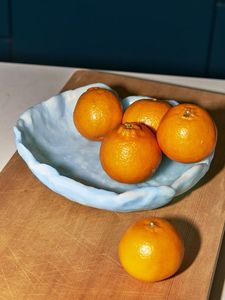 Bol en bois poli fait main avec effet pierre, design moderne, non toxique et durable, idéal pour la maison et les salades de luxe - Product Image 5