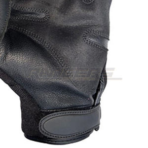 ถุงมือมอเตอร์ไซค์กันลื่น MOQ ต่ำ ป้องกันข้อนิ้ว สำหรับทุกเพศ สีดำ ถุงมือขี่มอเตอร์ไซค์ ฝ่ามือบุนวม คุณภาพสูง - Product Image 4