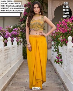 Women's Beige Floral Printed <b>Crop</b> <b>Top</b> With Palazzo Pants Set Loose Fit Traditional Indian Pakistani Style Casual Wear - Product Image 4