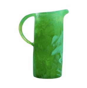 Pichet à eau en résine fait main indien personnalisé avec couvercle et poignée, design classique, capacité 1,5 L, compatible lave-vaisselle, écologique, pour la maison - Product Image 1
