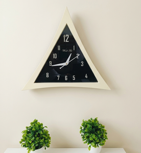 Handmade Modern Style Wooden Hanging Quartz Triangle Shape Art Deco <b>Wall</b> <b>Clock</b> for Living Room Home Office Decoration - Product Image 5