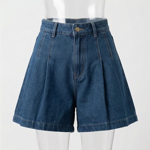 Shorts plissés taille haute pour femme, en jean, grande taille, confortables et respirants, tenue premium pour l'été - Product Image 1