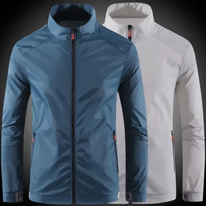 Chaqueta de Béisbol Varsity Personalizada OEM para Hombre, con Cuello Mao, Bordada, Invernal, Ecológica, Transpirable, de Poliéster/Algodón - Product Image 1