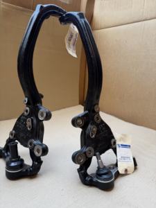 Kit de suspension de pièces de rechange pour broches de fraisage multi-usages en métal de qualité supérieure pour la vente en gros - Product Image 2