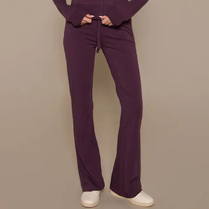 Nouvel Arrivage 2026 Ensemble Survêtement Court Décontracté pour Femme, Bordeaux, à Capuche, Manches Longues, 100% Coton Respirant, avec Pantalon Évasé et Sweat à Capuche - Product Image 3