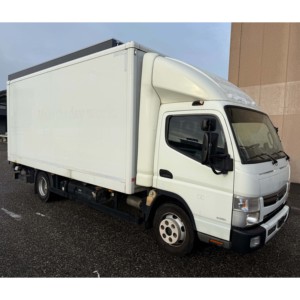 Camión Frigorífico Mitsubishi Canter 2019 Duradero: Solución de Transporte en Cadena de Frío Lista para Operaciones Comerciales Diarias - Product Image 6