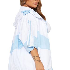 Conjunto de 2 piezas de moda para mujer 2026: Chaqueta cortavientos con capucha y cremallera y pantalones cortos a juego para uso casual - Product Image 2