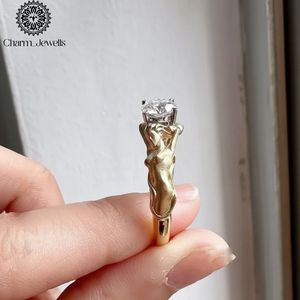 Bague de fiançailles pour femme Charm Jewells en argent plaqué or avec moissanite taille coussin, sertie à griffes, design animal vintage, IGI - Product Image 5