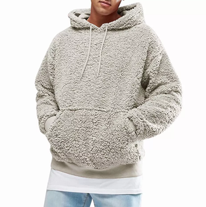 Sudaderas Modernas para Hombre con Corte Ajustado y Estética Moderna a un Precio Fraccionario del Precio de Venta Regular - Product Image 1
